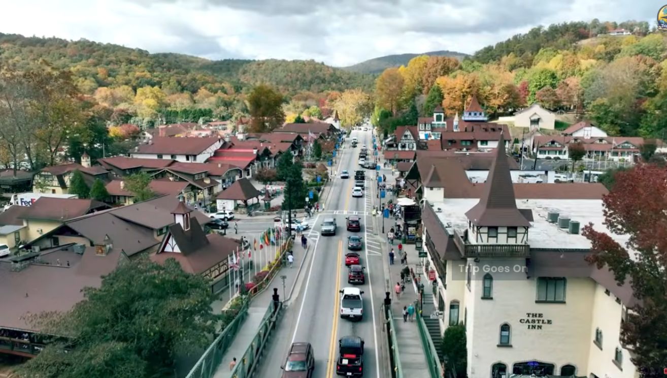 Helen from Georgia, Atlana, United States Of America