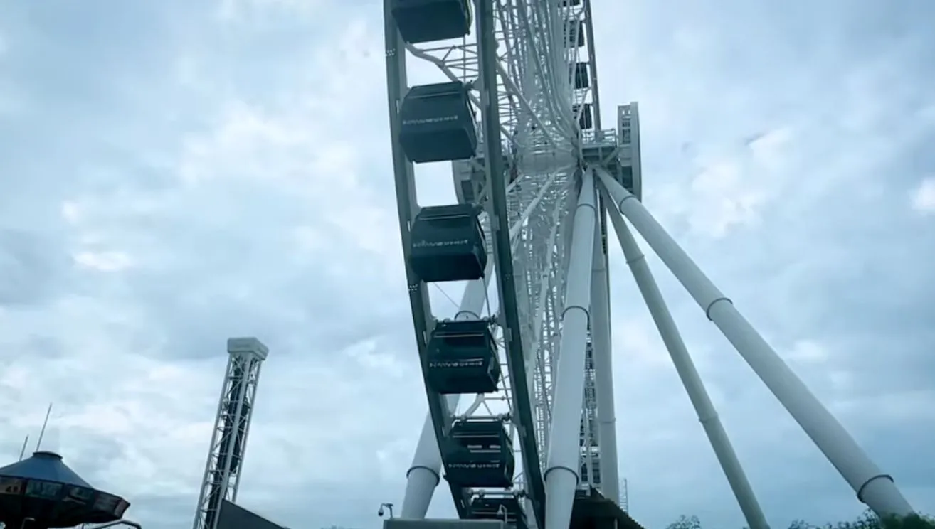 Side view of Navy Pier Ferris Wheel, Chicago, Illinois, United States Of America